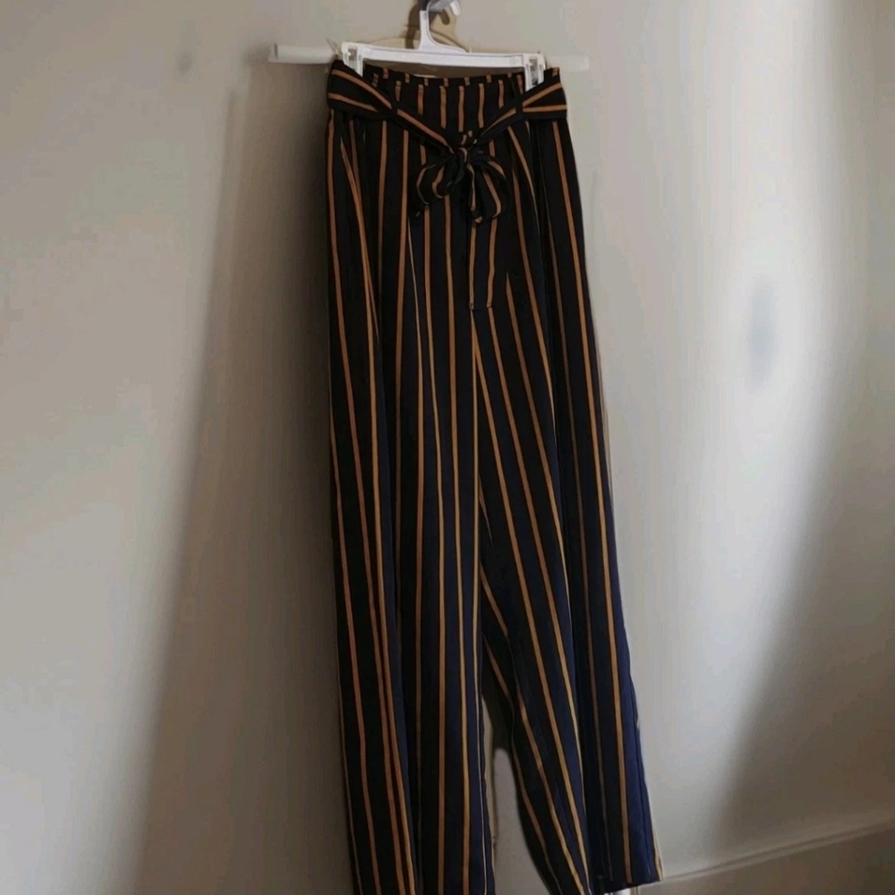 Windsor Navy and Mustard Vertical Stripe Wide-Leg Pants Sz M
